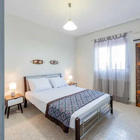Yiotas Traditional House Pilona Vlicha
